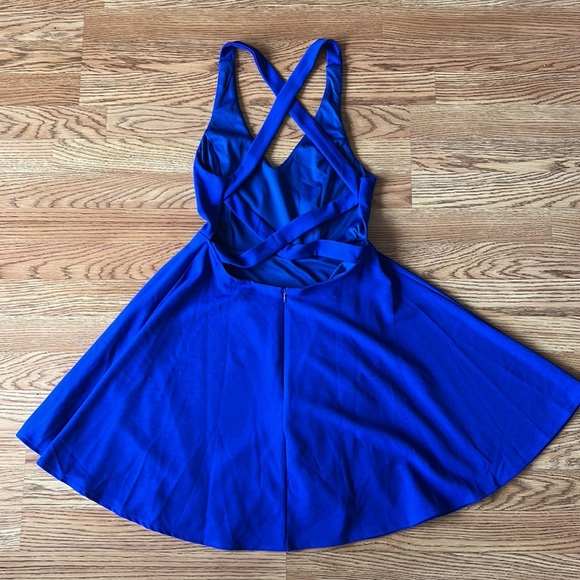 Royal Blue Lulus Shift Dress with Criss Cross Back size medium - Picture 2 of 3